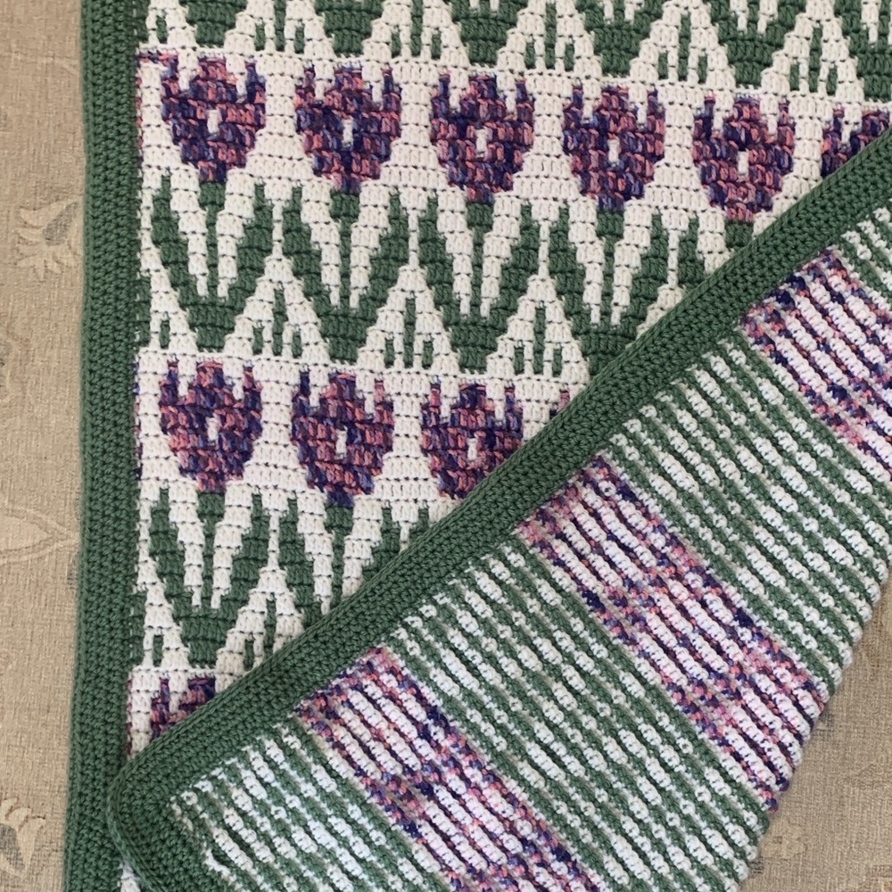 Handcrafted Mosaic Crochet Tulip Blanket - Picture 4 of 6